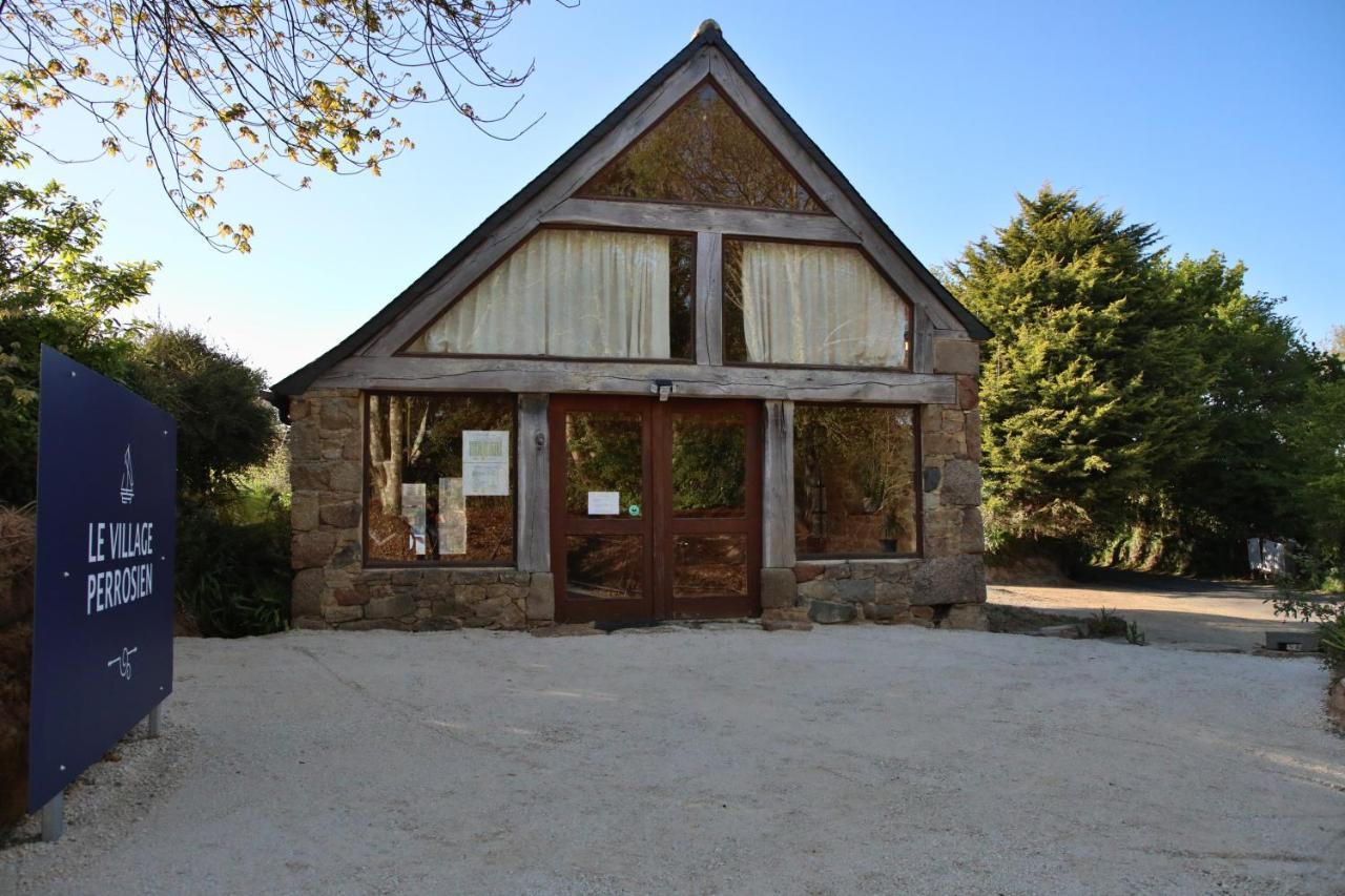 Camping Maeva Respire Le Village Perrosien Exterior photo