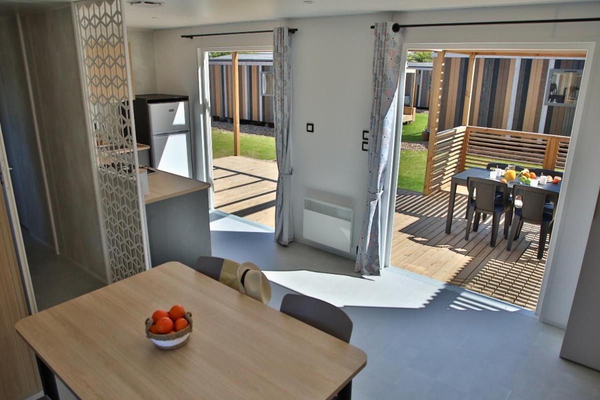 Camping Maeva Respire Le Village Perrosien Exterior photo