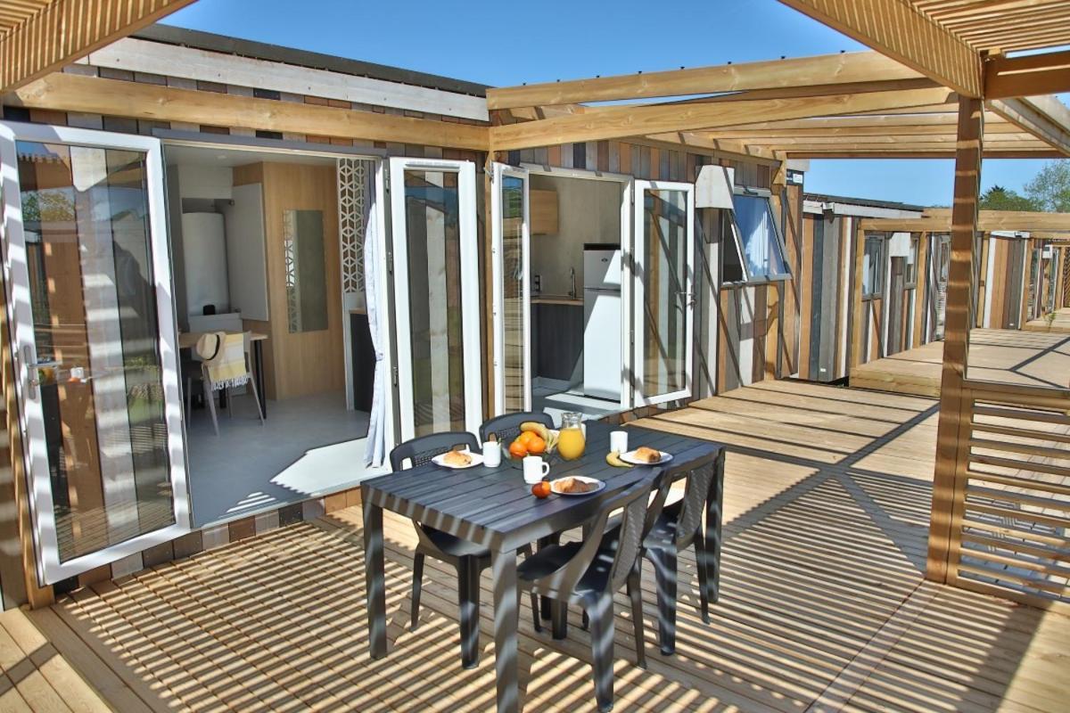 Camping Maeva Respire Le Village Perrosien Exterior photo
