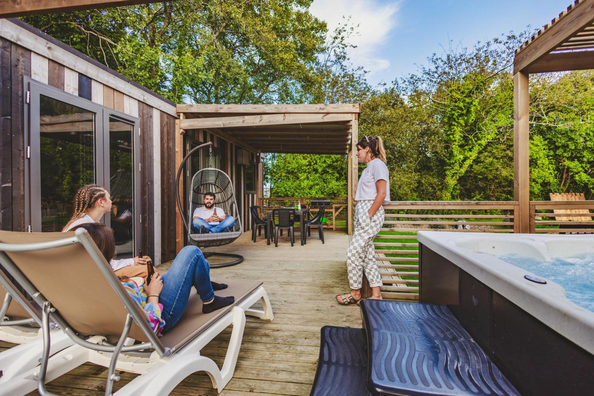 Camping Maeva Respire Le Village Perrosien Exterior photo