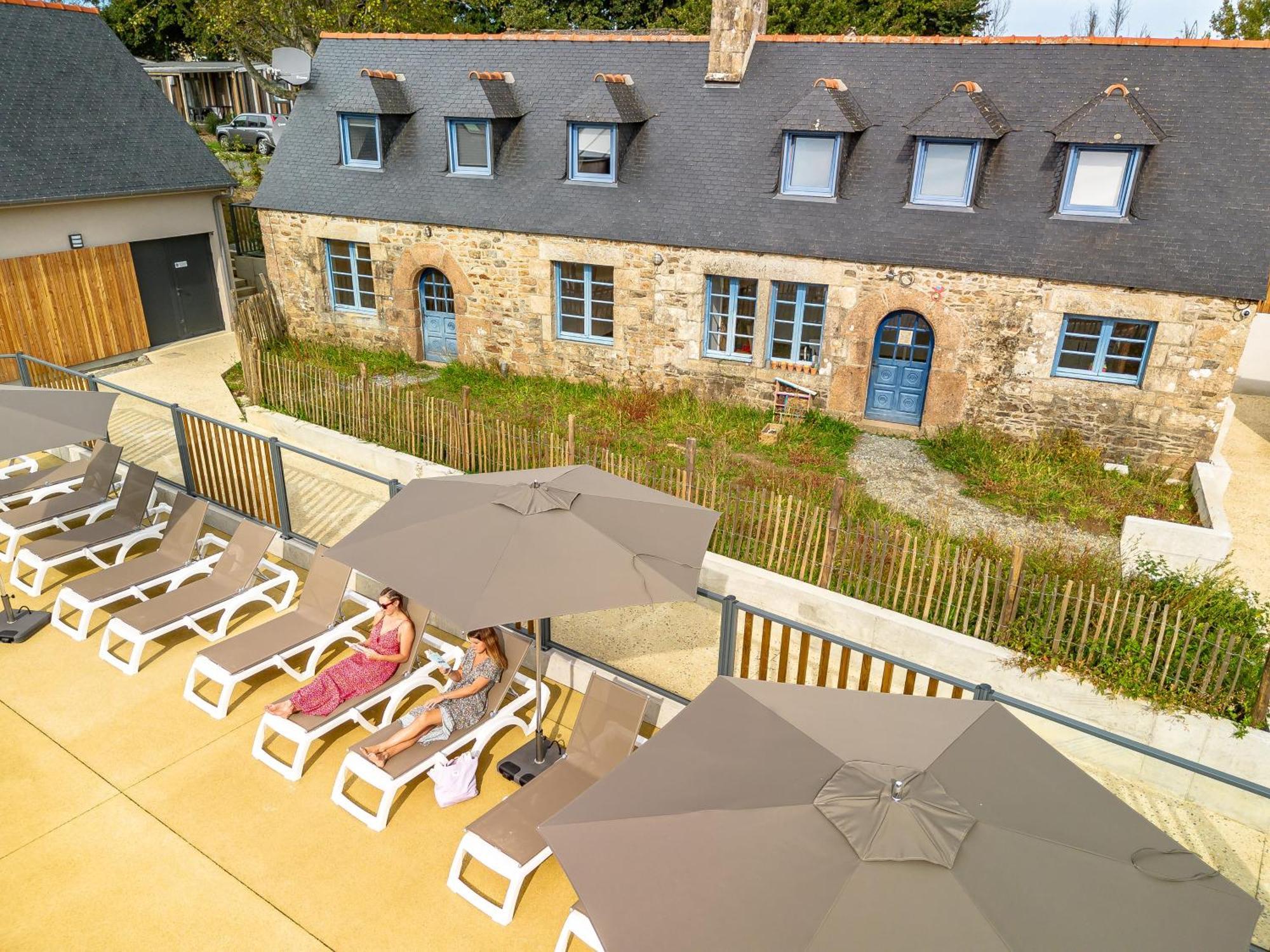 Camping Maeva Respire Le Village Perrosien Exterior photo