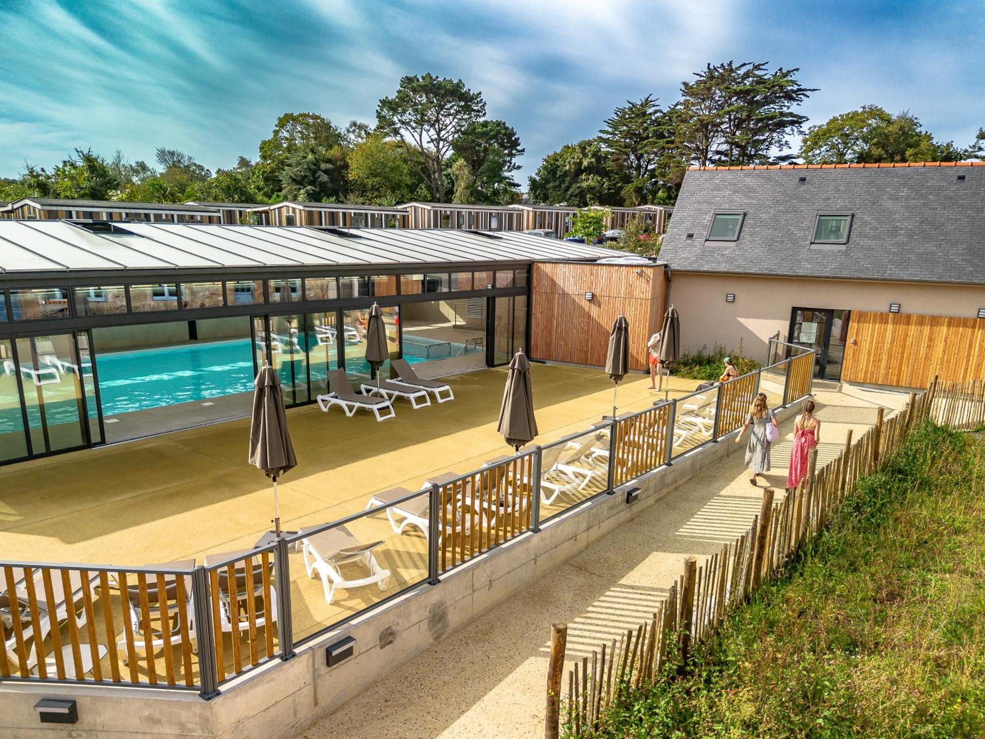 Camping Maeva Respire Le Village Perrosien Exterior photo